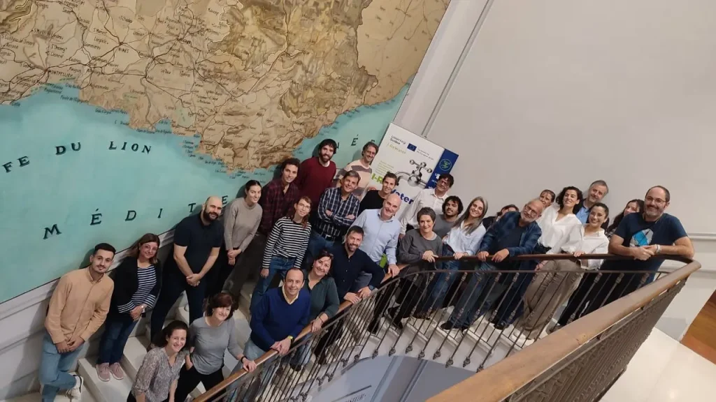 Vista de un grupo de investigadores que participan en el proyecto I-ReWater